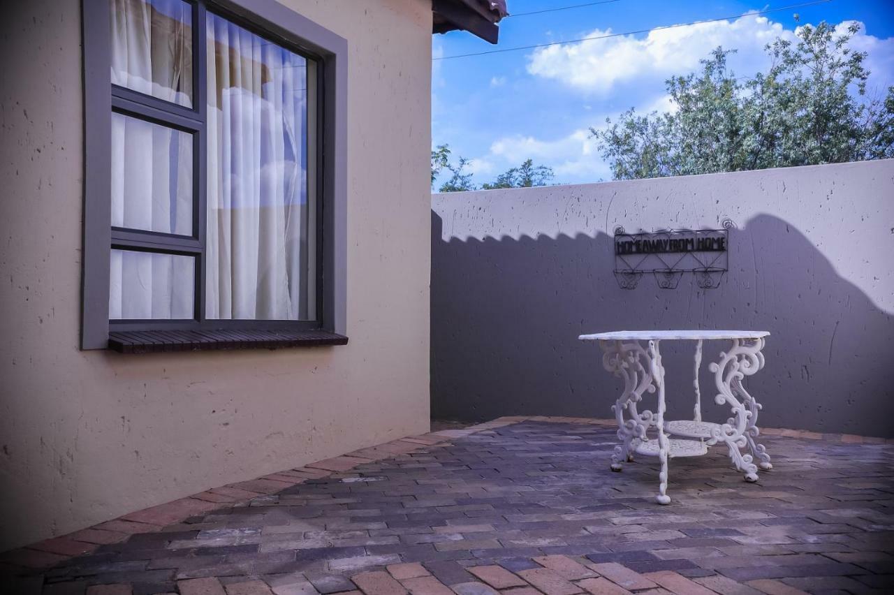 Mmakosha Lodge Pretoria-Noord Eksteriør billede